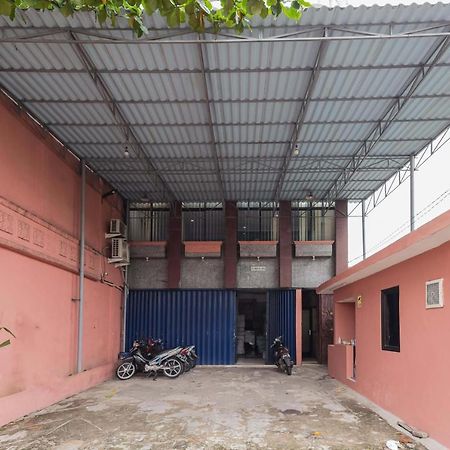 Reddoorz Syariah Near Stasiun Karet Hotell Jakarta Eksteriør bilde