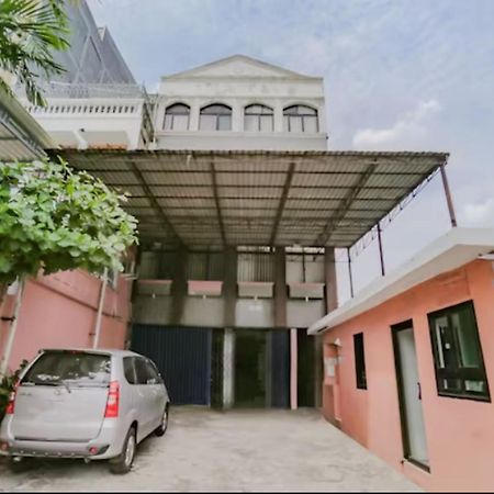 Reddoorz Syariah Near Stasiun Karet Hotell Jakarta Eksteriør bilde