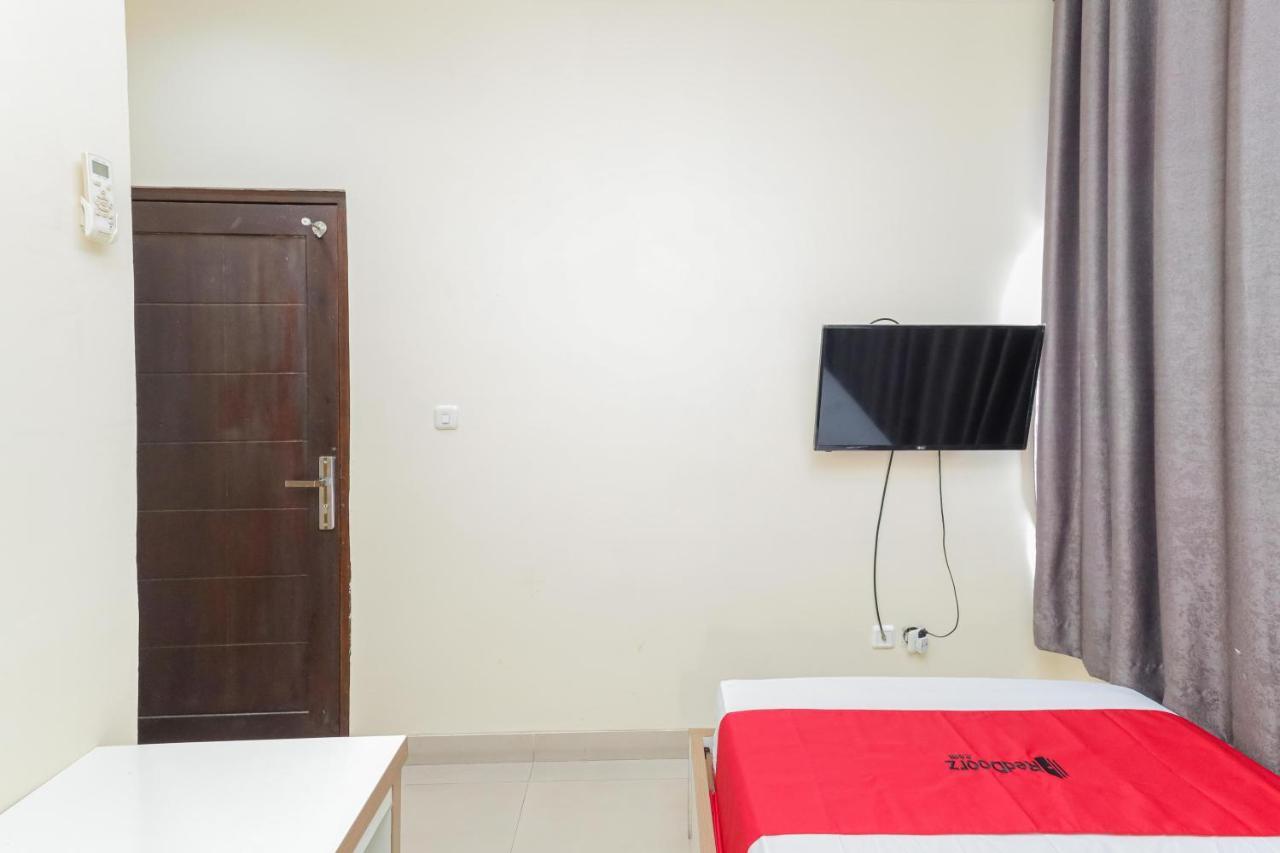 Reddoorz Syariah Near Stasiun Karet Hotell Jakarta Eksteriør bilde