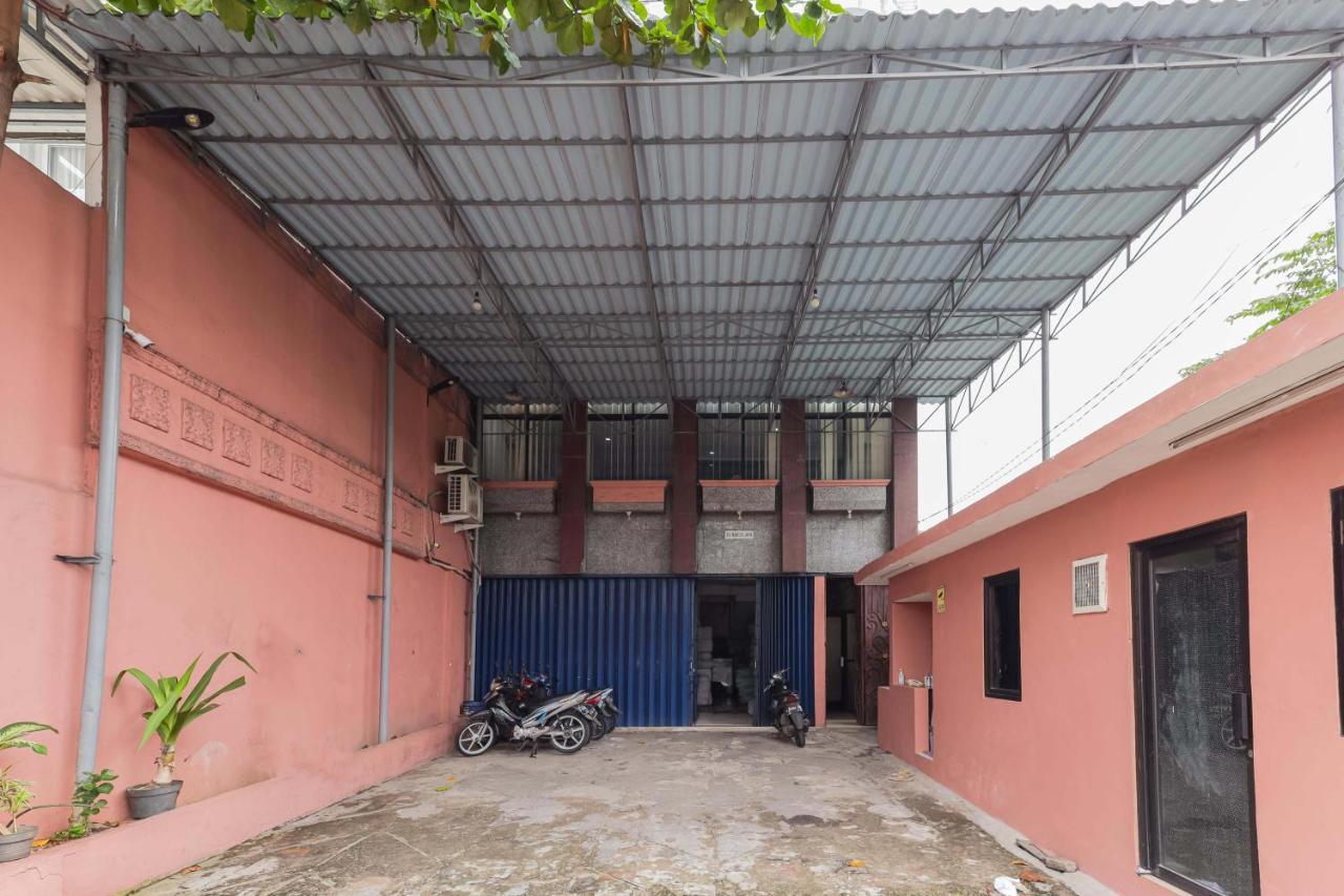 Reddoorz Syariah Near Stasiun Karet Hotell Jakarta Eksteriør bilde