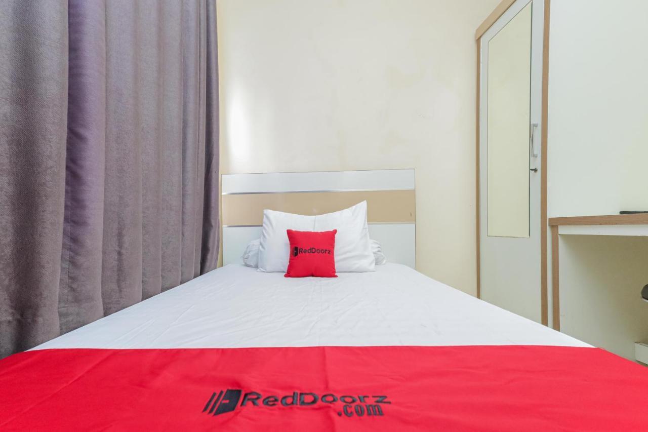 Reddoorz Syariah Near Stasiun Karet Hotell Jakarta Eksteriør bilde