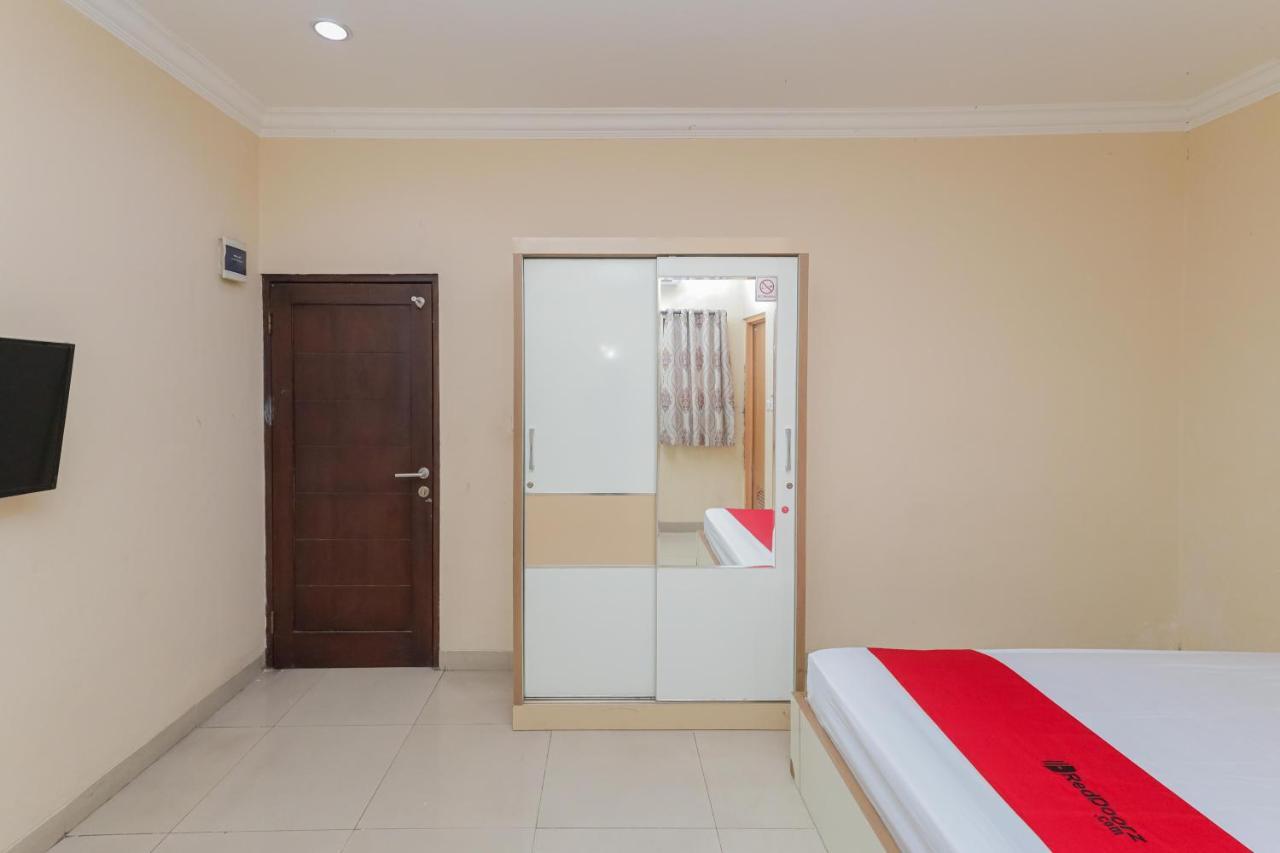 Reddoorz Syariah Near Stasiun Karet Hotell Jakarta Eksteriør bilde